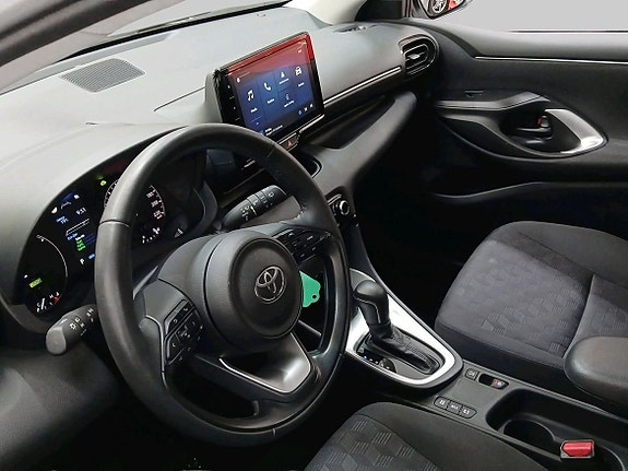Toyota Yaris 11 of 22