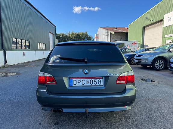 BMW 530d 4 of 16