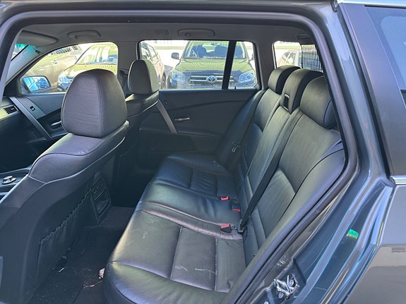 BMW 530d 12 of 16