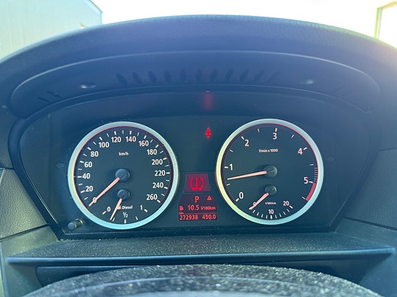 BMW 530d 15 of 16