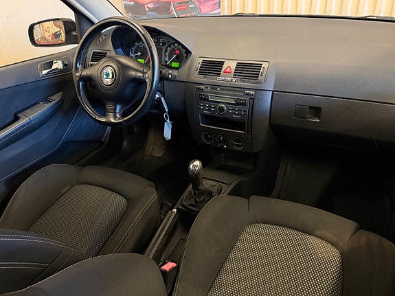 Skoda Fabia 8 of 10