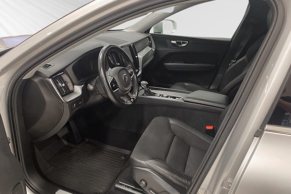 Volvo XC60 6 of 14