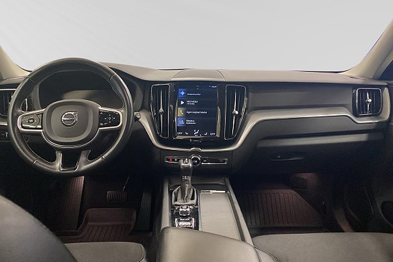 Volvo XC60 8 of 14