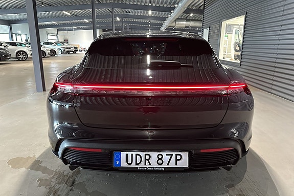 Porsche Taycan 5 of 30