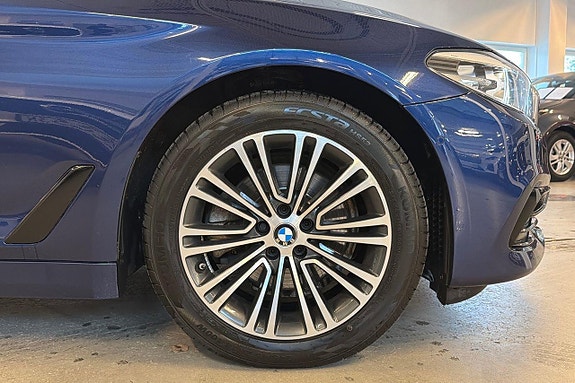 BMW 520d 4 of 23