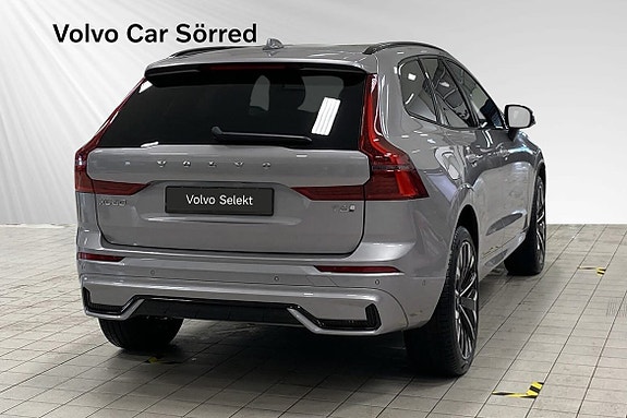 Volvo XC60 5 of 12