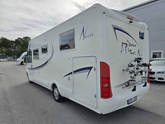 McLouis Nevis 876G *Queensbed *Taksäng *Ugn *Solcell *5700 mil 6 of 30