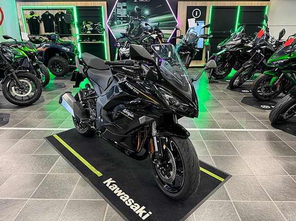 Kawasaki Ninja 1100SX Demo 25 mil 2 of 5