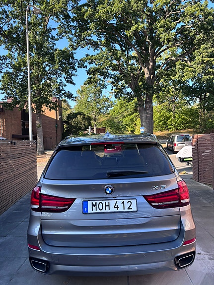 BMW X5 6 of 7