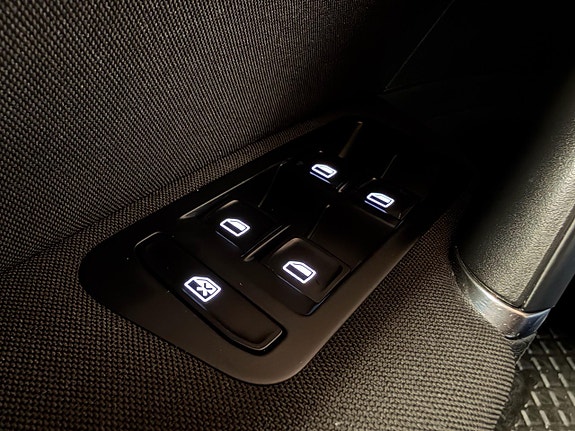 Volkswagen Golf I 21 of 27