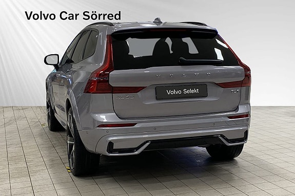 Volvo XC60 4 of 16