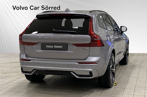 Volvo XC60 5 of 16