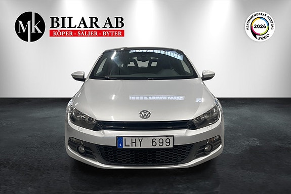 Volkswagen Scirocco 2 of 11