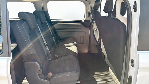 Ford Custom Tourneo 5 of 11