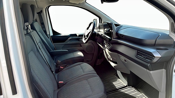 Ford Custom Tourneo 3 of 11