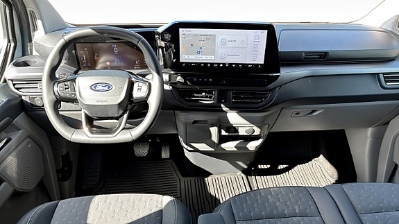 Ford Custom Tourneo 4 of 11