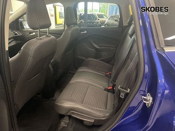 Ford Kuga 8 of 18