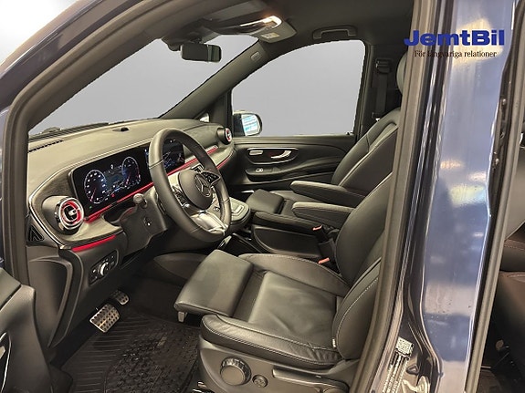 Mercedes-Benz Vito 108 14 of 16