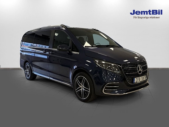 Mercedes-Benz Vito 108 2 of 16