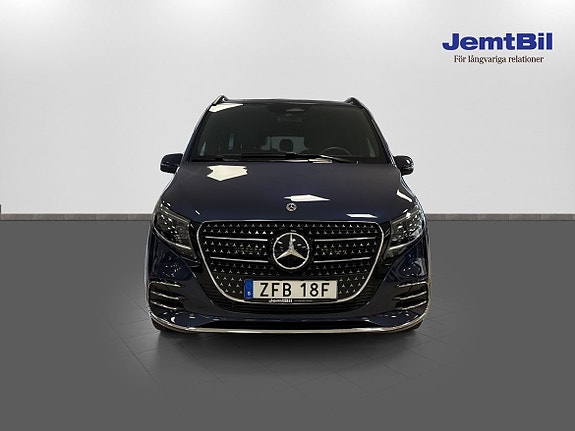 Mercedes-Benz Vito 108 3 of 16