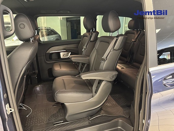 Mercedes-Benz Vito 108 15 of 16
