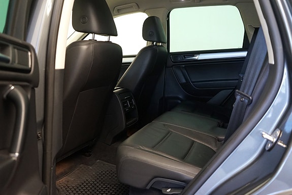 Volkswagen Touareg 12 of 14