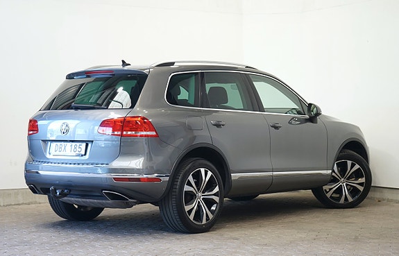 Volkswagen Touareg 4 of 14