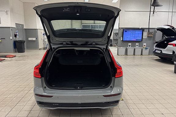 Volvo V60 14 of 22