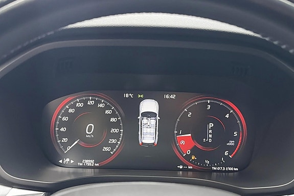 Volvo XC60 12 of 13