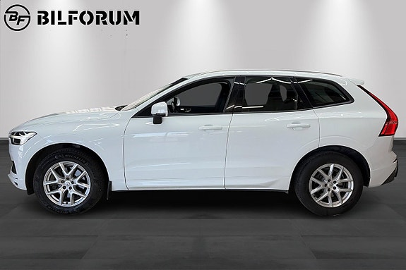 Volvo XC60 2 of 13