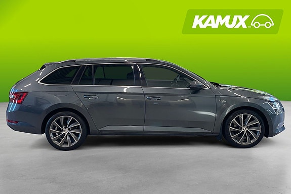 Skoda Superb 2 of 26