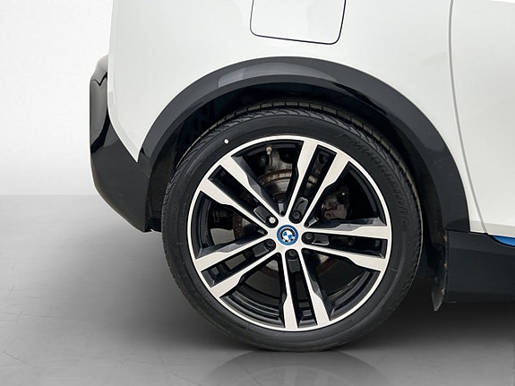 BMW i3s 28 of 30