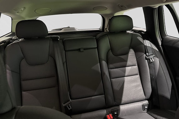 Volvo V60 11 of 15