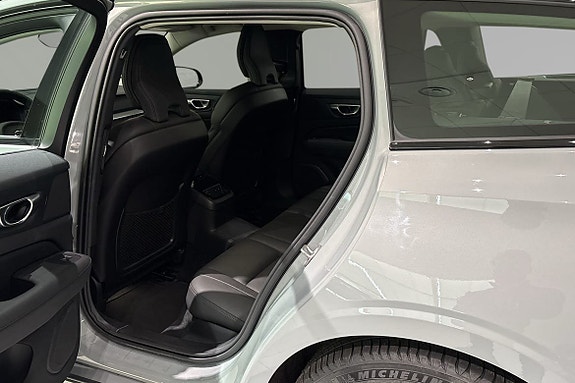 Volvo V60 8 of 15