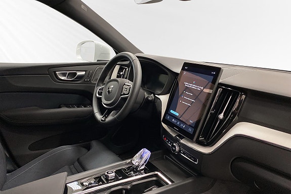 Volvo XC60 10 of 12