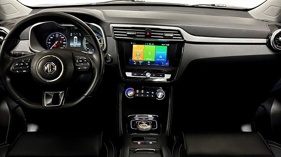 MG ZS 4 of 9