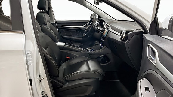 MG ZS 3 of 9
