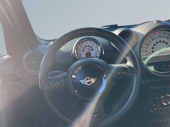 MINI Countryman Cooper 9 of 18