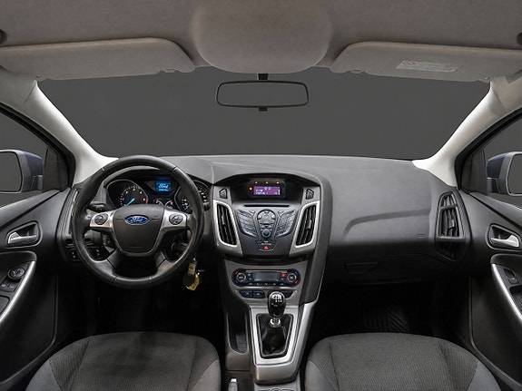 Ford Focus 9 of 17