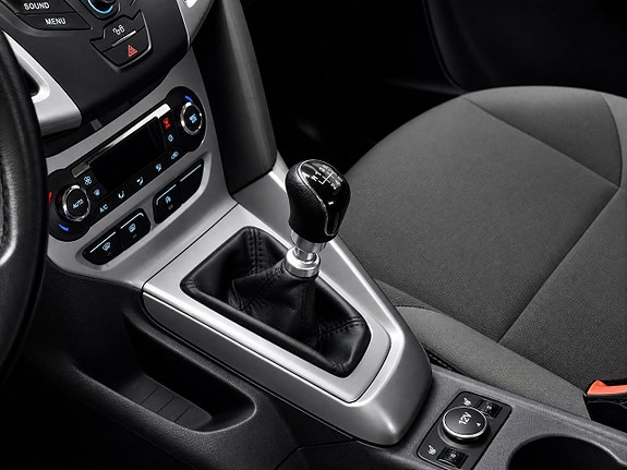 Ford Focus 12 of 17
