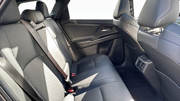 Subaru E-Outback 5 of 13