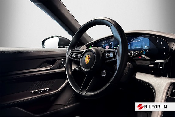 Porsche Taycan 4S 11 of 20