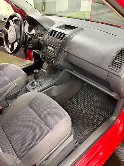 Volkswagen Polo 9 of 12