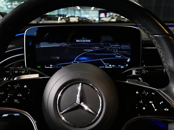 Mercedes-Benz E300 de 16 of 27