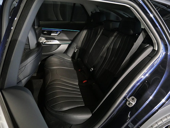 Mercedes-Benz E300 de 9 of 27