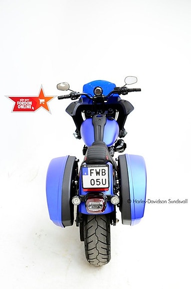 Harley-Davidson Lowrider ST *Hemleverans* 4 of 13