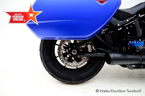 Harley-Davidson Lowrider ST *Hemleverans* 5 of 13