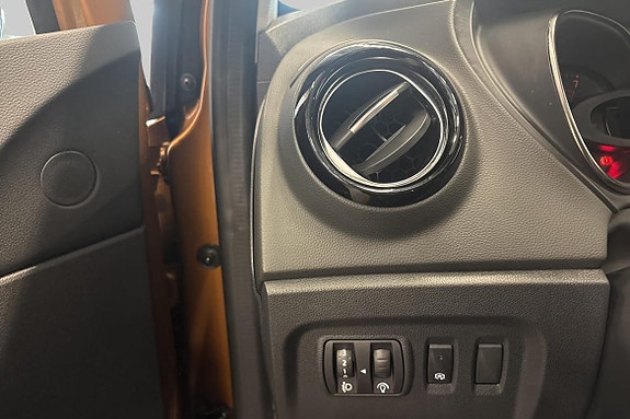 Renault Captur 17 of 20