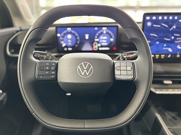 Volkswagen ID. Polo 10 of 16