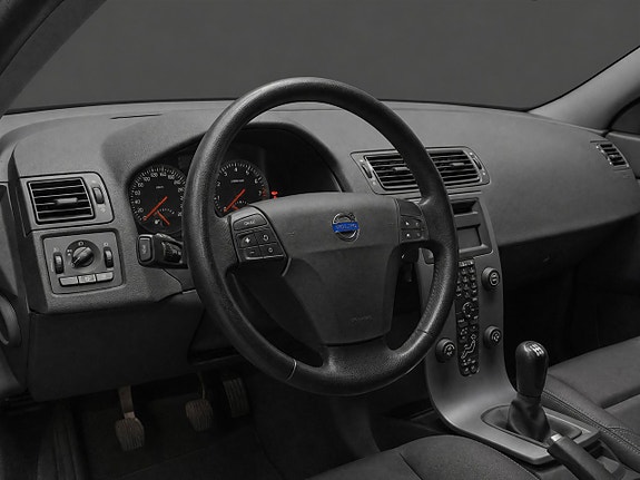 Volvo V50 8 of 16
